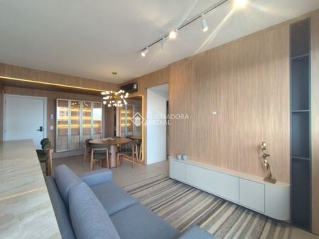 Apartamento com 2 quartos e 79m² para alugar em Petrópolis, Porto Alegre. - Photo 2