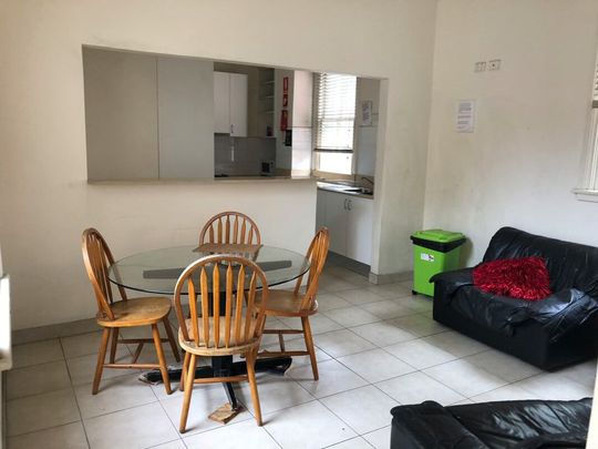 Darlington - Photo 1