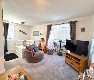 1 bedroom mews to rent - Photo 1