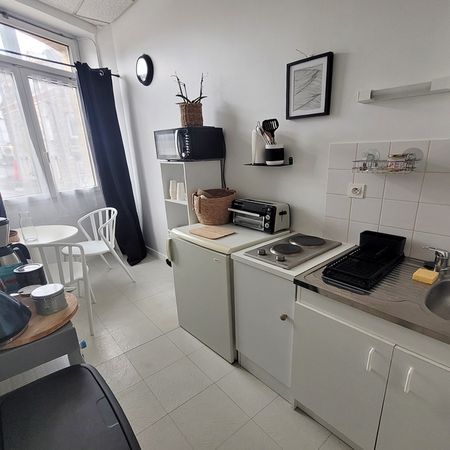 Location Appartement 1 pièce 22m² - Photo 3