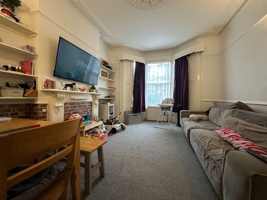 1 Bed Flat, Georges Avenue, N7 - Photo 1