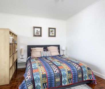 North-Facing Fully Furnished Studio Apartment In Accessible Location - Photo 2