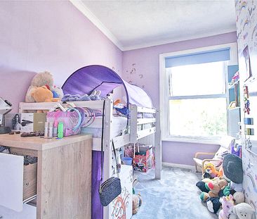 Belle Vue Road, Aldershot, Hampshire, GU12 - Photo 3