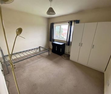 2 bedroom semi-detached house to rent - Photo 3
