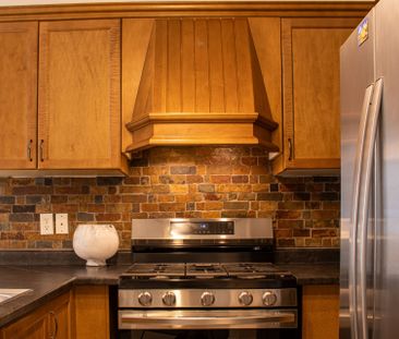 For Lease - 107 Tunbridge Road, Barrie, Ontario - Photo 4