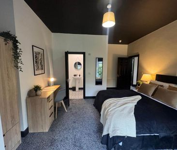 1 bedroom in a house share to rent - Photo 4
