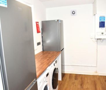 7 bedroom terraced house to rent - Photo 4