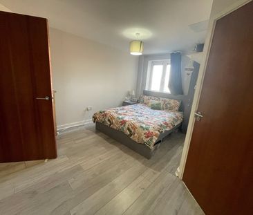 2 Bed Flat, The Pinnacle, RG1 - Photo 4