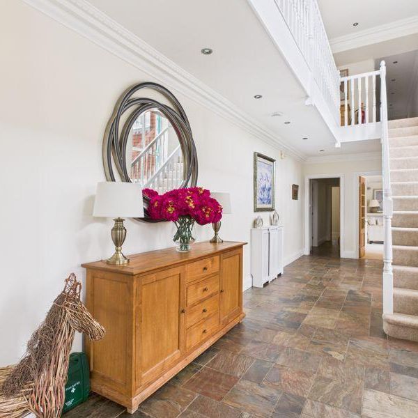 8 bedroom detached house to rent - Photo 1