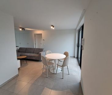 Appartement te huur - Photo 1