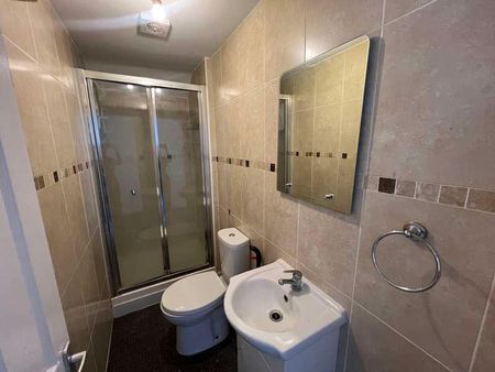 Litchfield Road, SO18 - Photo 2