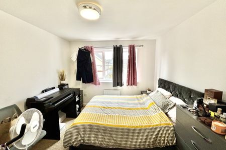 21 Rathbone Crescent - Photo 4