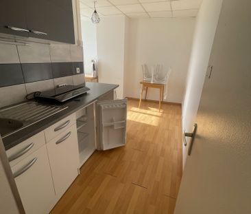 Location Appartement 2 pièces 36m² ROUBAIX 59100 - Photo 2