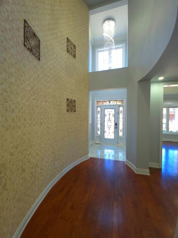 For Lease - 47 Linacre Drive, Richmond Hill, Ontario - Photo 2