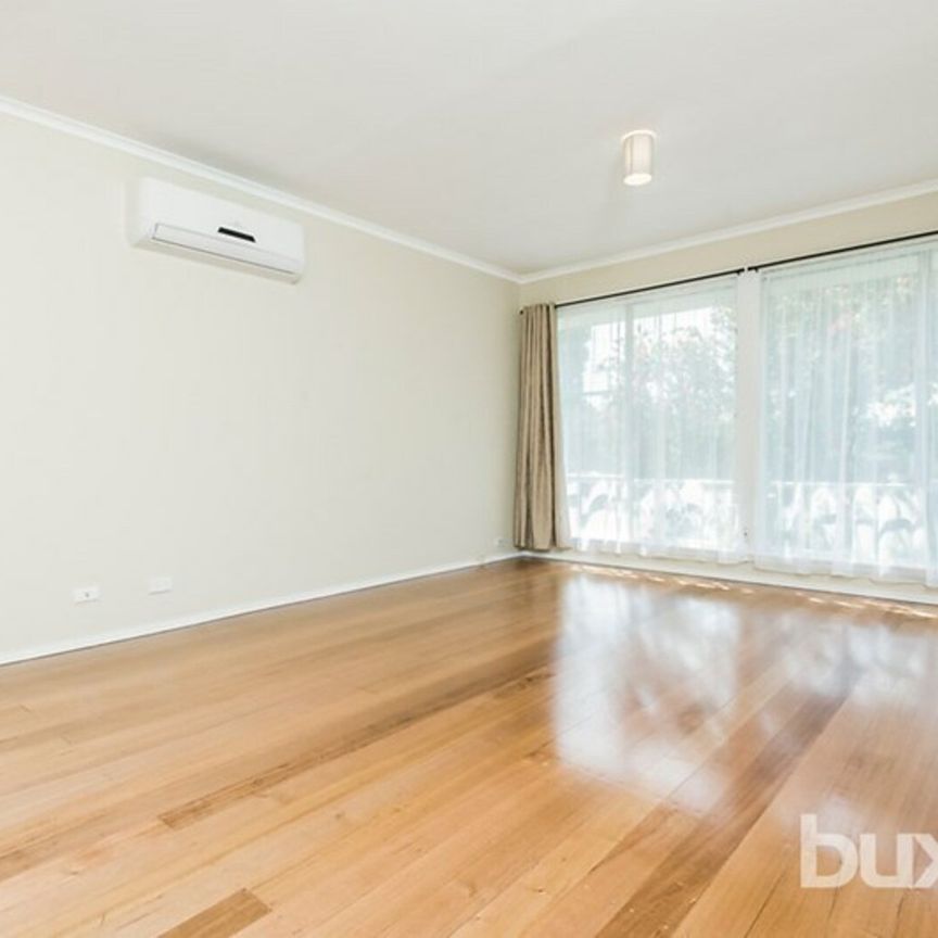 Neat and tidy family home - Photo 1