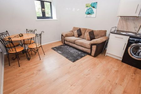 1 bedroom flat to rent - Photo 3