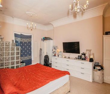 3 bedroom apartment to rent Elmfield Gardens, Battenhall, Worcester, WR5 - Photo 4