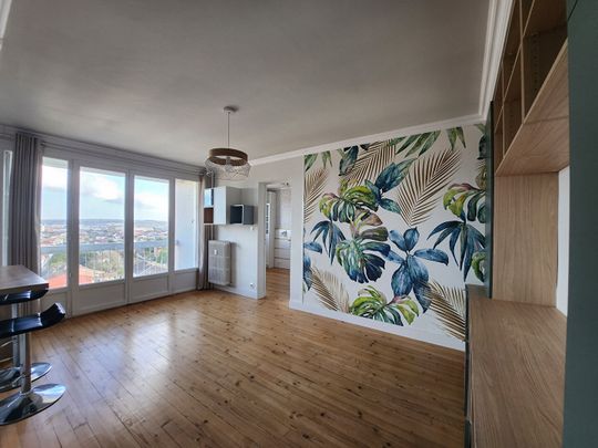 Location Appartement 4 pièces 67m² - Photo 1