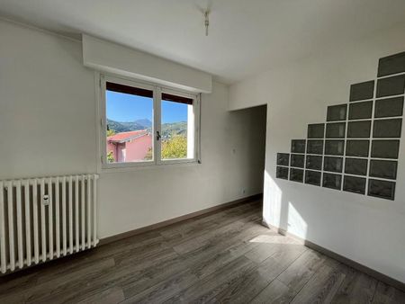 Location Appartement 1 pièce 33m² ROYAT 63130 - Photo 2
