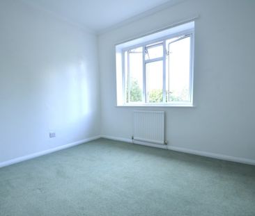 5 bedroom Semi-detached house to rent - Photo 6