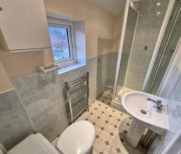 3 bedroom terraced house to rent - Photo 6