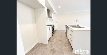 Brand New Designer Home with 2 Living Areas, Study Nook & Premium Finishes - Photo 5
