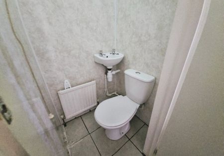 Cromwell Street, SWANSEA - Photo 4