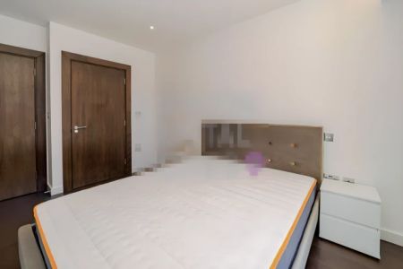 2 Bedroom 2 Bathroom Flat 3 - Photo 4