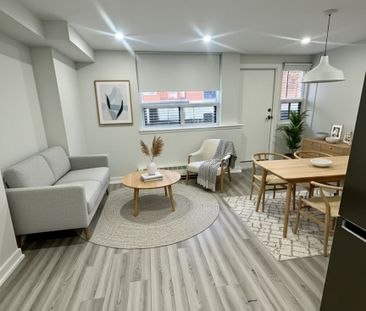 For Lease - 15 Walmer Road Unit# 105, Toronto, Ontario - Photo 5