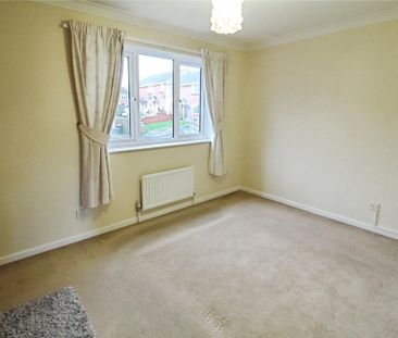 3 bedroom semi-detached house to rent - Photo 5