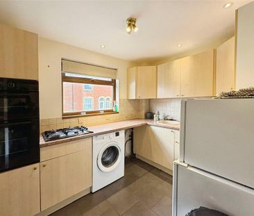 1 bedroom flat to rent - Photo 4