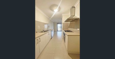 COMPACT, COSY, CONTEMPORARY & VERY PRIVATE - Photo 2