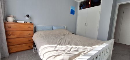 Renovated Home in a Prime Lunn Avenue Location - Photo 2