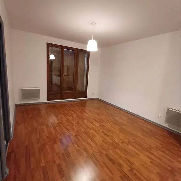Location appartement 2 pièces - 40m² à Mirande (32300) - Photo 1