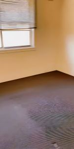 2 beds 1 bath - Photo 3