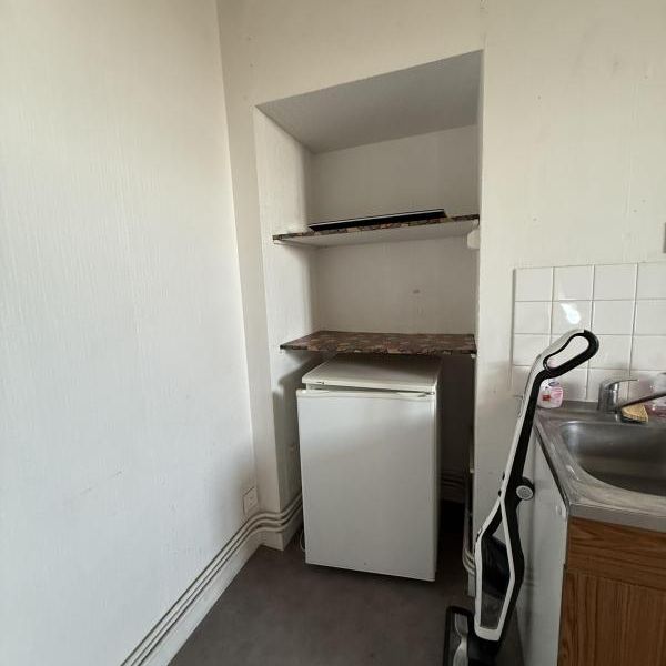 Location Appartement 1 pièce 25m² ANGERS 49100 - Photo 1