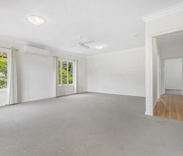 Spacious House Located on Quiet Greens Road - Photo 2