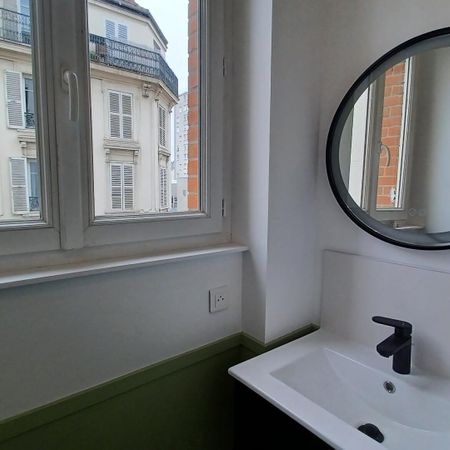 location Appartement T1 DE 20.9m² À LEVALLOIS PERRET - Photo 3
