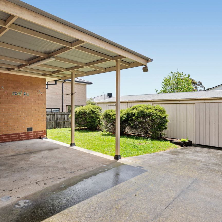 5 Ridley St, Burwood East VIC 3151 - House For Rent | Domain - Photo 1