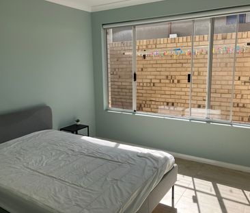 Scarborough - Photo 6