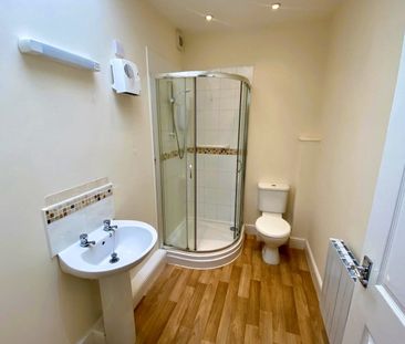 High Street, Dulverton - Photo 3