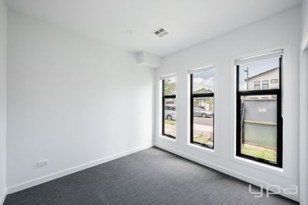 Brand New Townhouse! - Photo 2