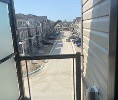 Townhouse For Lease | E8109344 - Photo 4