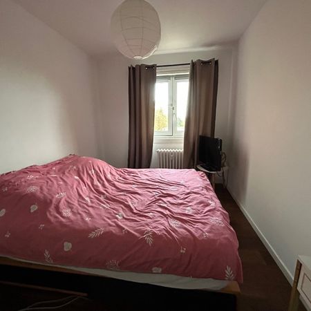 TYPE 3 meublé - 77,36 m² - 950 € CC - VILLENEUVE-D'ASCQ - Photo 3