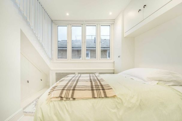 Thurlow Road, NW3, London - Photo 1