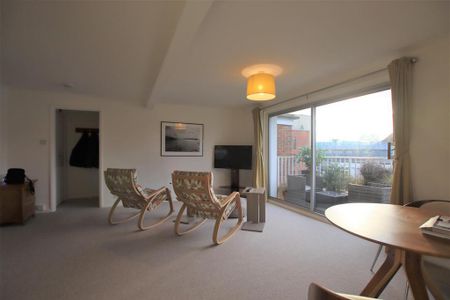 2 bedroom apartment to rent - Photo 2