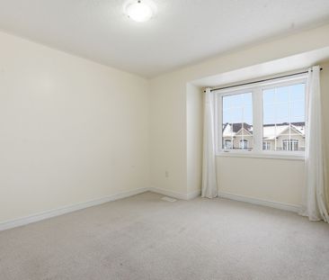 For Lease - 12 Beasley Grove, Hamilton, Ontario - Photo 5