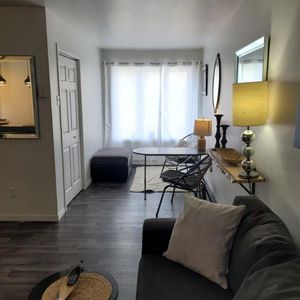 3,5 Beau frais peinturé et meublé de A a Z terrasse sur le toit - Photo 2