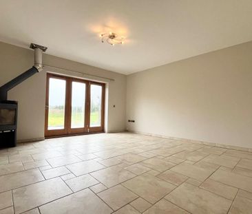 4 bedroom detached house to rent - Photo 2