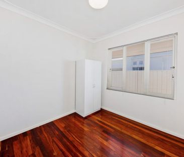 Cosy 3x1 Home in Prime Location! - Photo 4